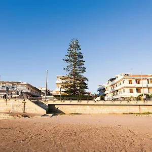 Madira Apartment
